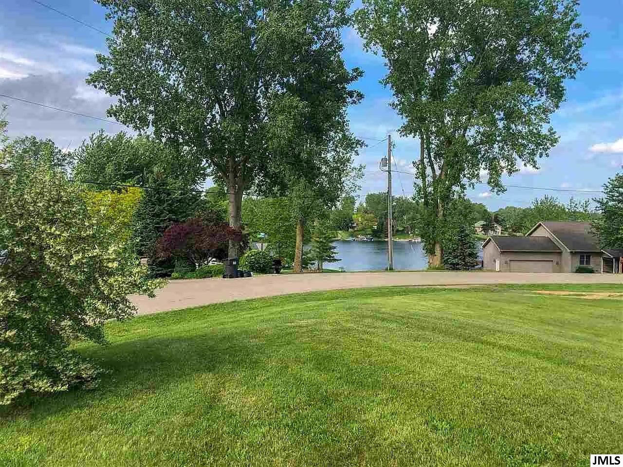 13888 Grandpoint Dr photo 1
