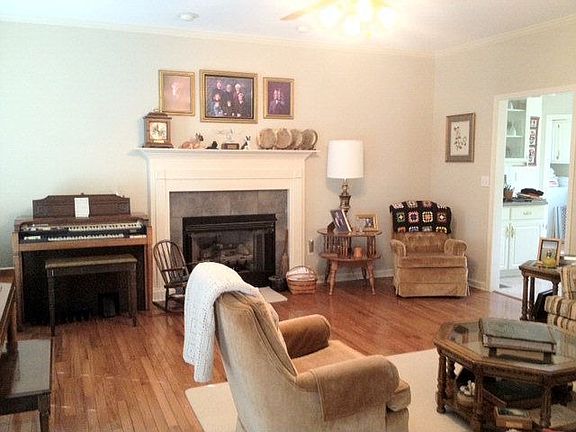 5th image of 103 Eastwind Dr