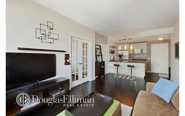 Sold by Douglas Elliman | media 4