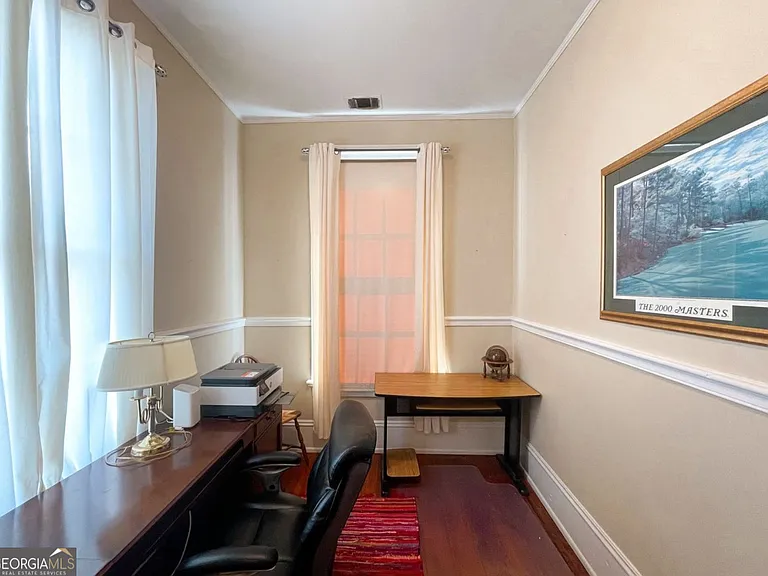 305 Orange St — Photo 24
