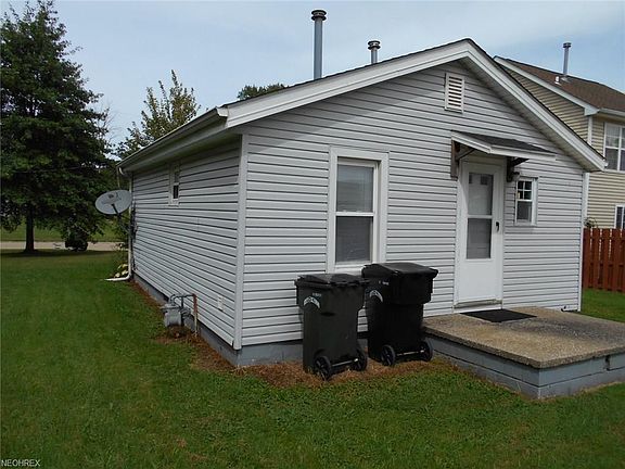 3rd image of 373 Parmely Ave