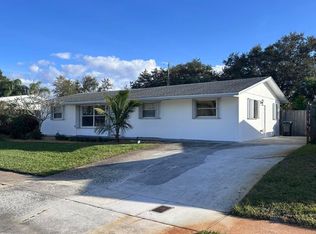 14 Ridgewood Cir, Tequesta, FL 33469