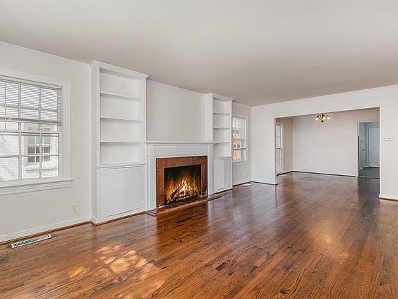 3rd image of 4116 Normandy Ave