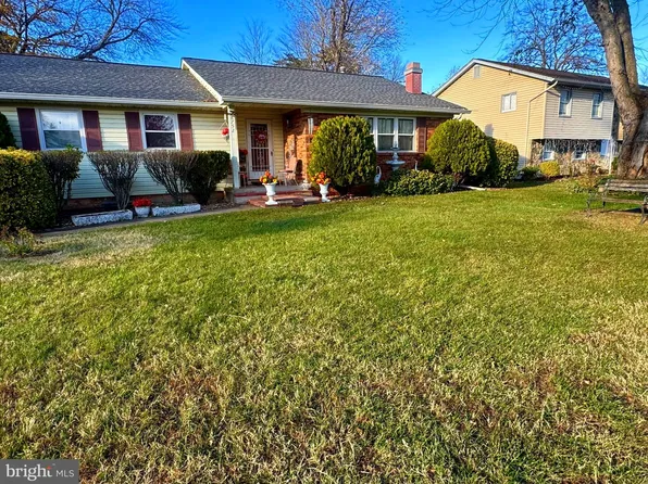 8752 Cather Ave, Manassas, VA 20110