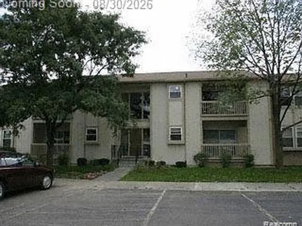 27860 Berrywood Ln Unit 24, Farmington Hills, MI 48334