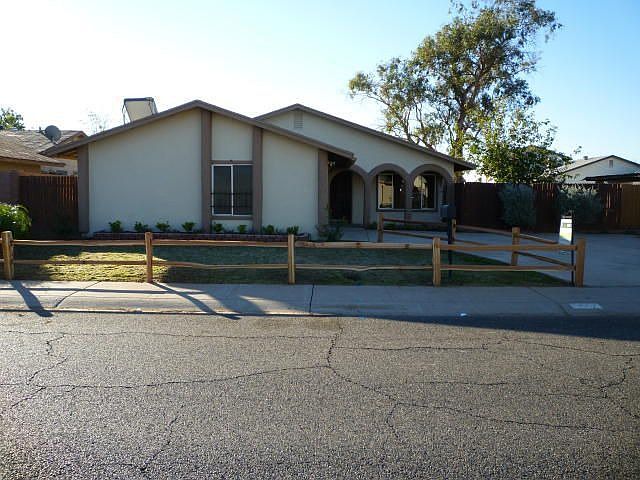 1st image of 5607 W Townley Ave