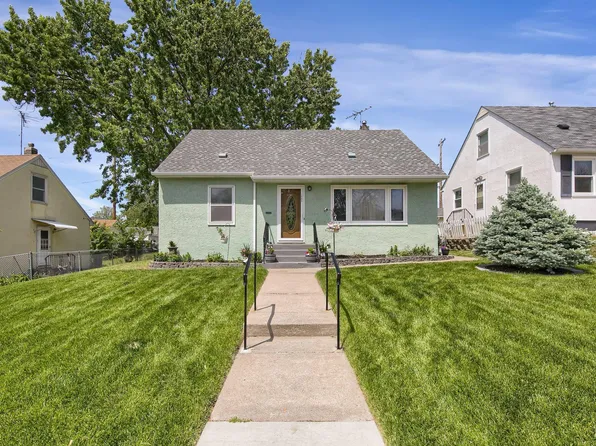 1585 Margaret St, Saint Paul, MN 55106