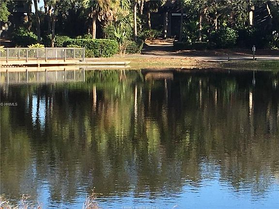 3rd image of 49 N Port Royal Dr