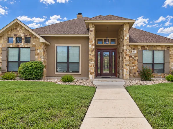 2271 Stratford Grace, New Braunfels, TX 78130
