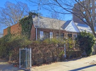 11211 167th St, Jamaica, NY 11433