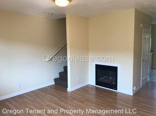 1635 Patterson Aly APT 1, Eugene, OR 97401