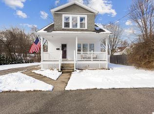 9 Sholes Ave, Norwich, CT 06360