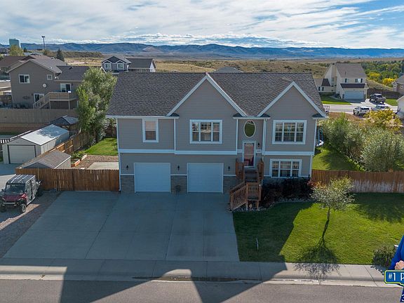 2nd image of 375 Williams Way