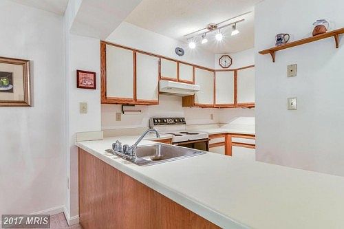 3rd image of 18126 Windsor Hill Dr