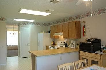 4th image of 7106 BEECH TRAIL