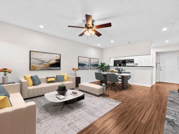 3315 Wyndham Cir APT 1223, Alexandria, VA 22302