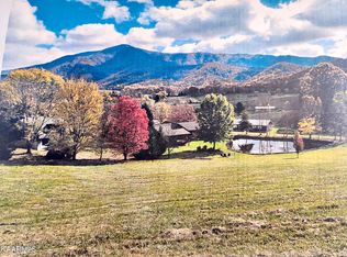 Westover Dr, Sevierville, TN 37862