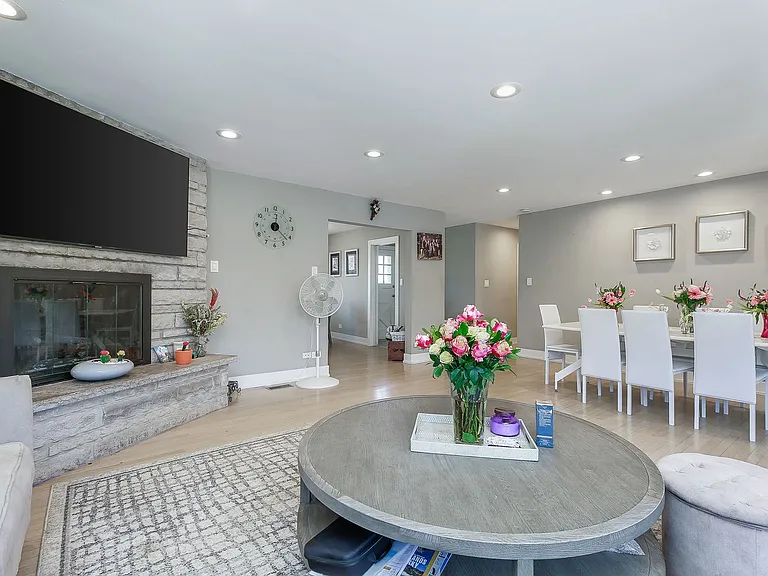 3309 York Rd — Photo 8