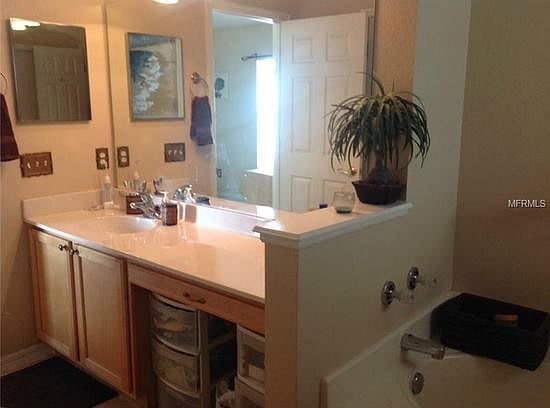 5th image of 8239 Stockton Way
