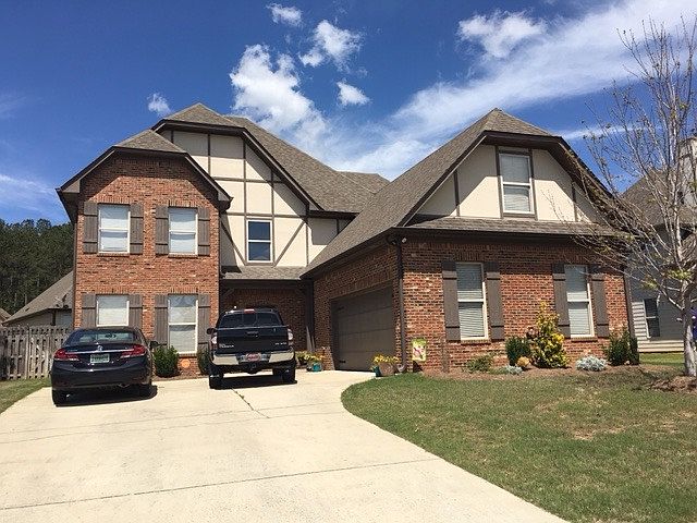 1021 Seminole Place