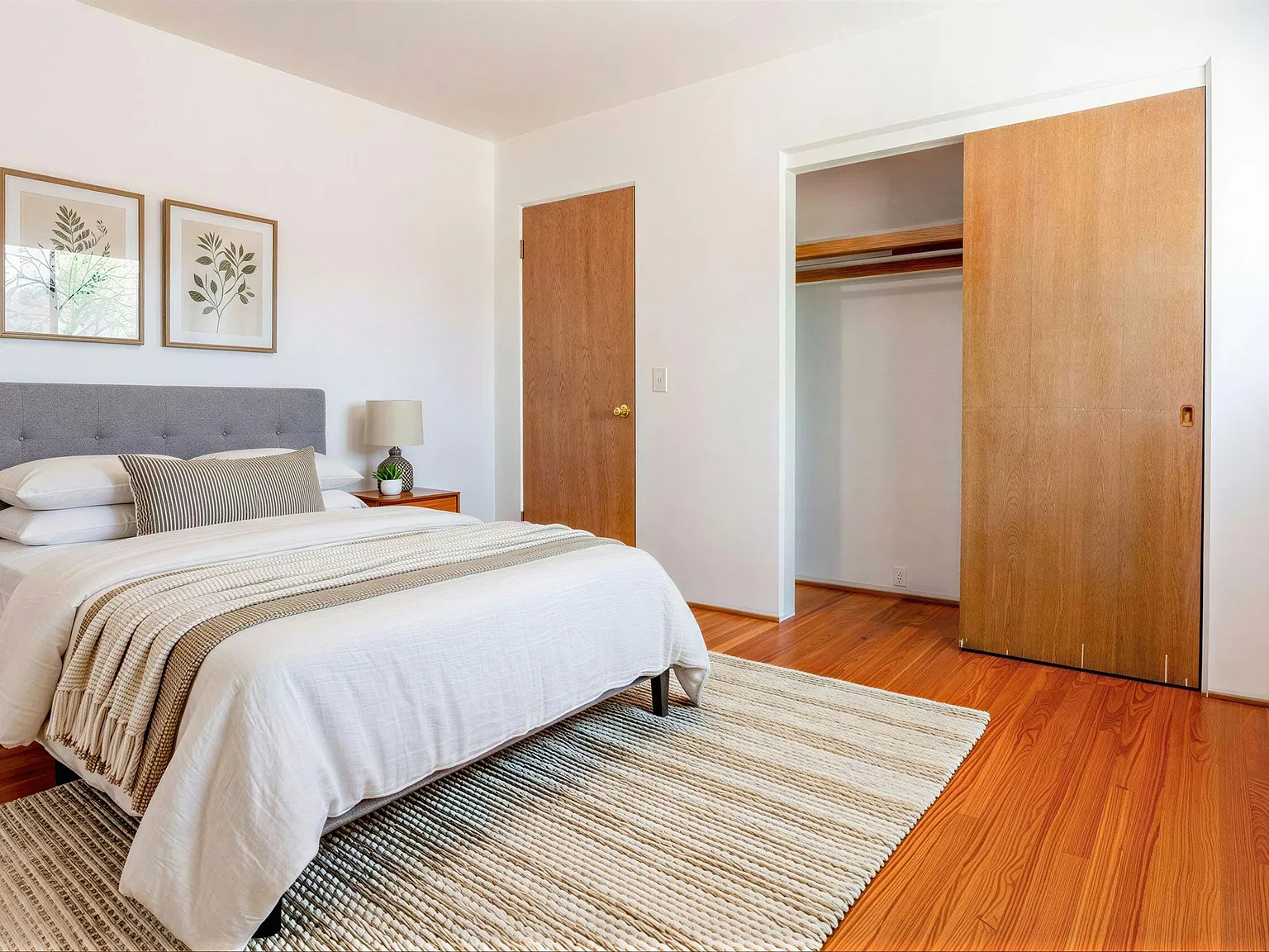 1 bed, 600 sqft, $1,299 — Photo 2