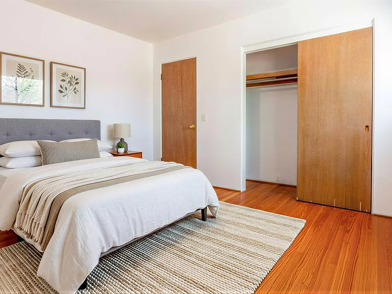 1313 Ruskin Bedroom | VIRTUALLY STAGED