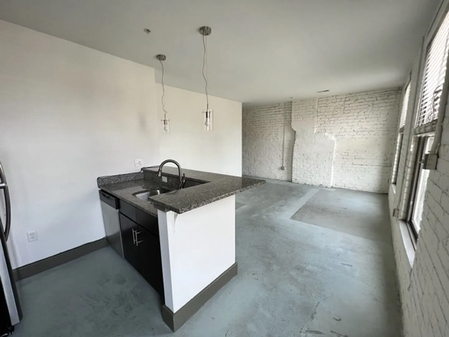 1100 Hull Street Apartments — Photo 3