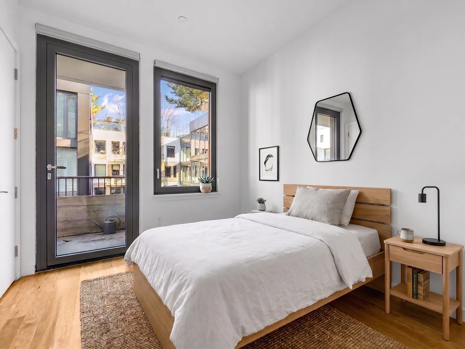 123 Melrose Street — Photo 4