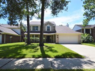 141 Hidden Lake Dr, League City, TX 77573
