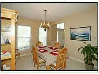 4th image of 660 Albatross Ln