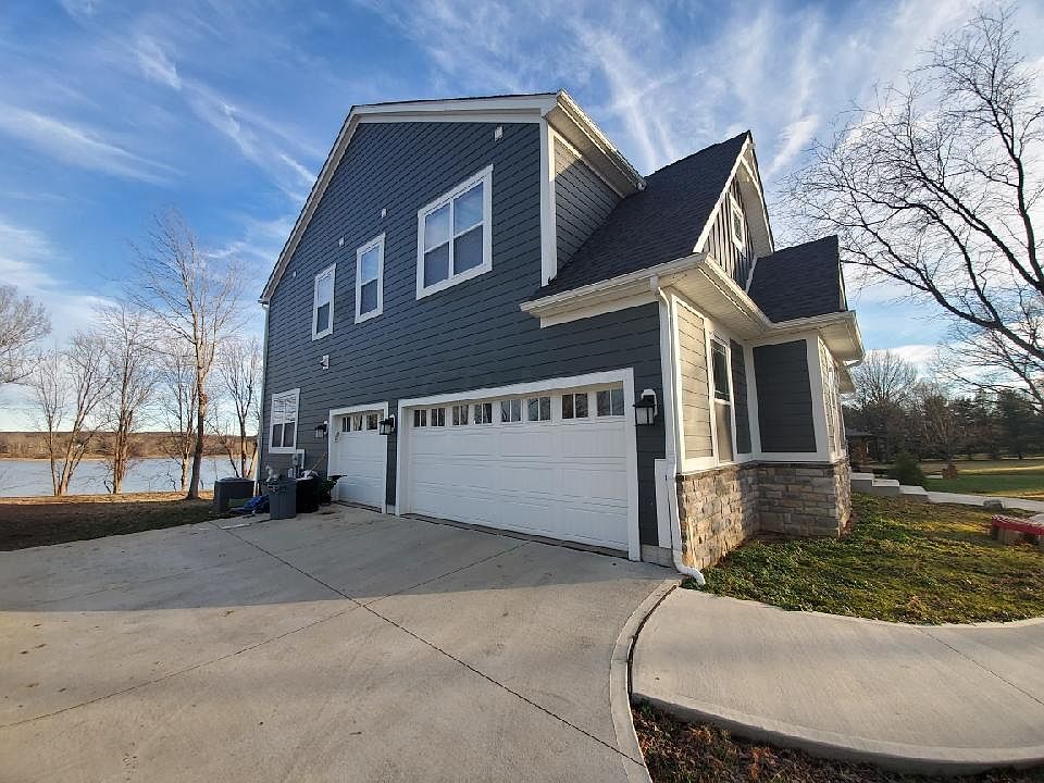 2nd image of 5763 Sunbury Rd