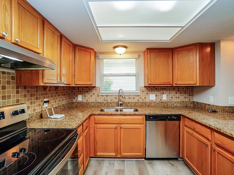 486 Rambling Brook Dr — Photo 11