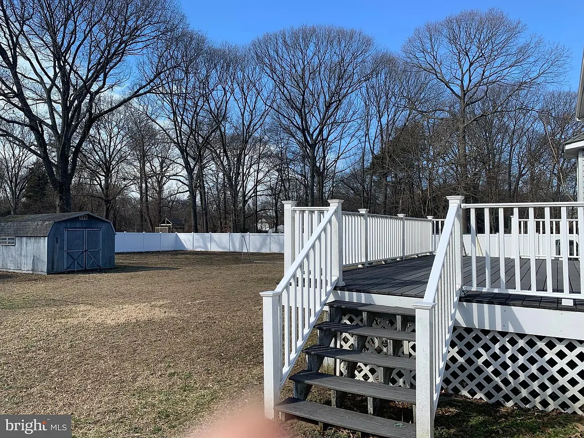 Building Photo - 101 Tarks Ln