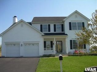 4116 Foxwood Cir, Forks Twp, PA 18040