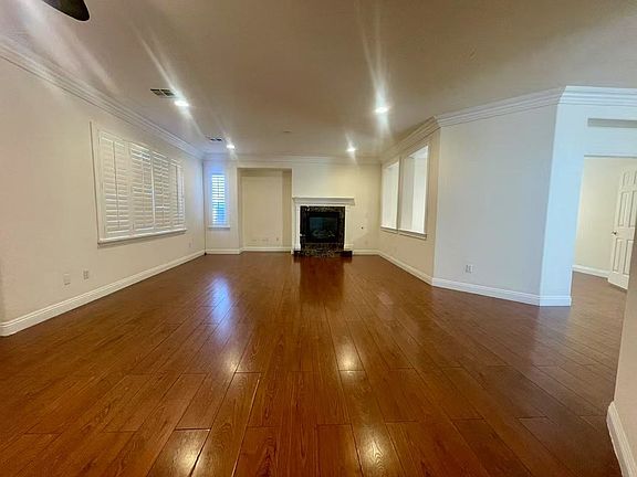 3rd image of 10000 Blairwood Ct