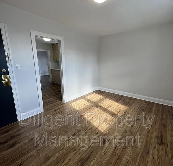642 Bolivar St #UPPER EAST — Photo 15