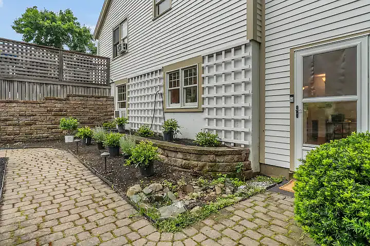 13 Black Boar Dr #3B — Photo 3