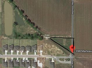398 Marteau Rd, Broussard, LA 70518