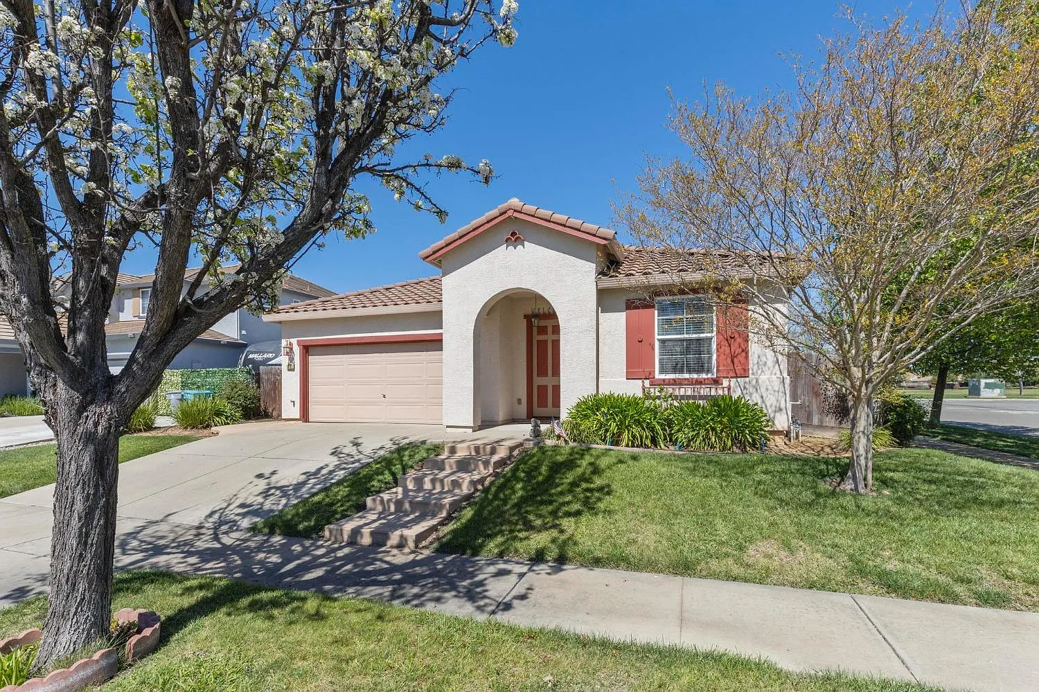 1801 River Run Dr photo 1