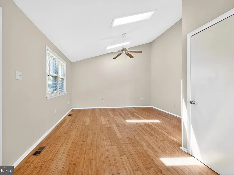 308 Skeet Ave — Photo 3