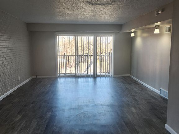 3rd image of 4811 Chicago St #6D