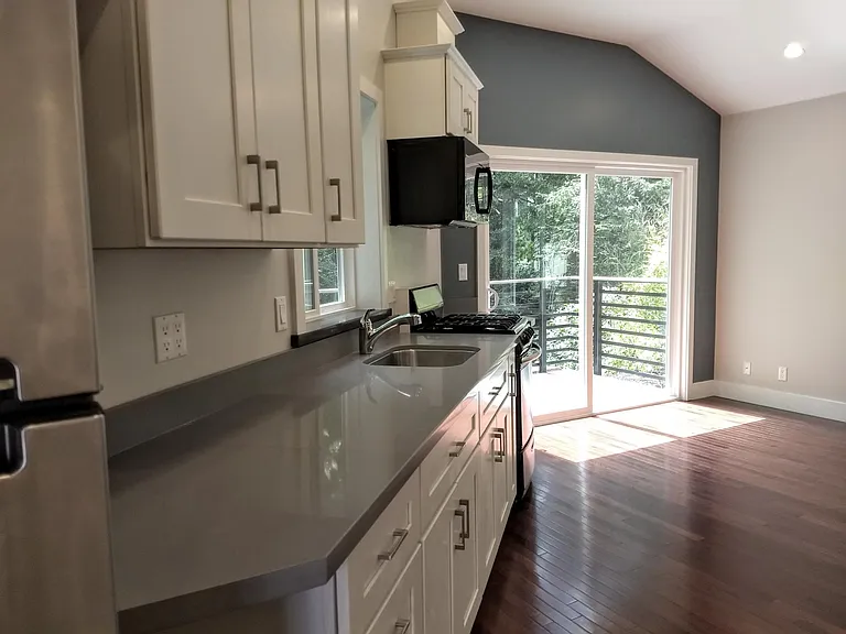 10 Whitten Ln — Photo 4
