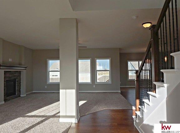 3rd image of 20606 Larimore Ave