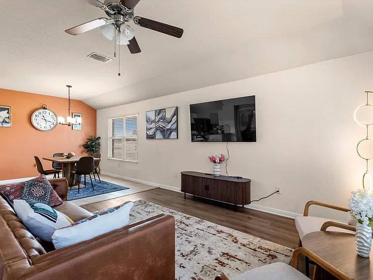 11100 Dawes Pl — Photo 32