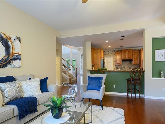 5th image of 11212 Sacahuista Ct