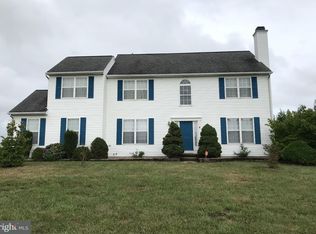 218 E Harvest Dr, New Castle, DE 19720