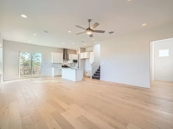 1531 N Red Bud Ln #26, Round Rock, TX 78665