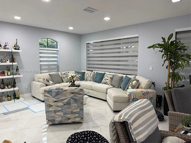 11300 SW 236th Ln — Photo 7