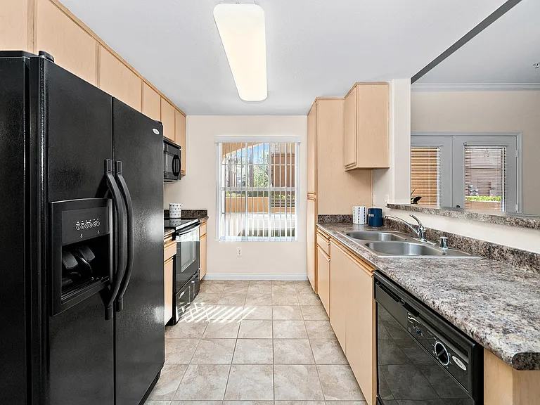 Antelope Ridge Apartments — Photo 30