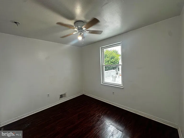 1813 N Gratz St — Photo 11